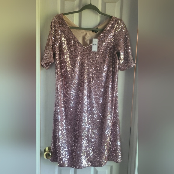 Ann Taylor Dresses & Skirts - Ann Taylor Sequin Shift Dress